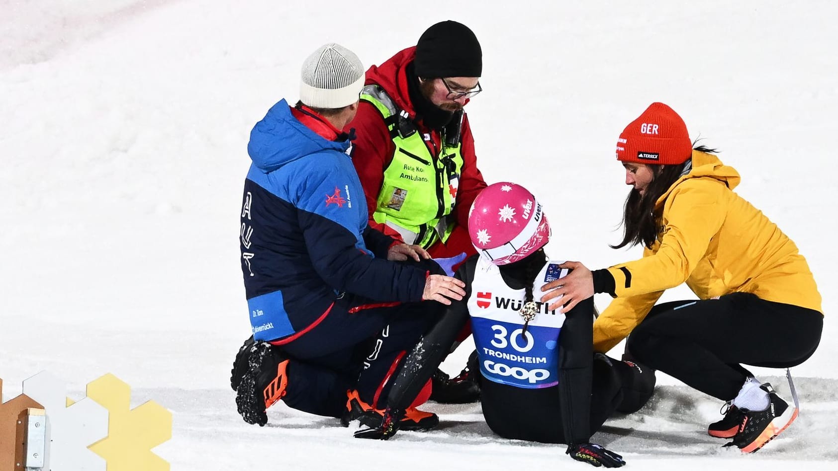 Luisa Görlich: The German ski jumper has already tore the cruciate ligament twice. Luisa Görlich: The German ski jumper has already tore the cruciate ligament twice.
