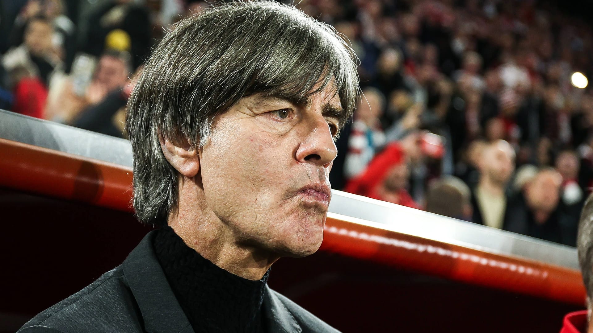 Jogi Löw: He suggests Joshua Kimmich a change abroad.