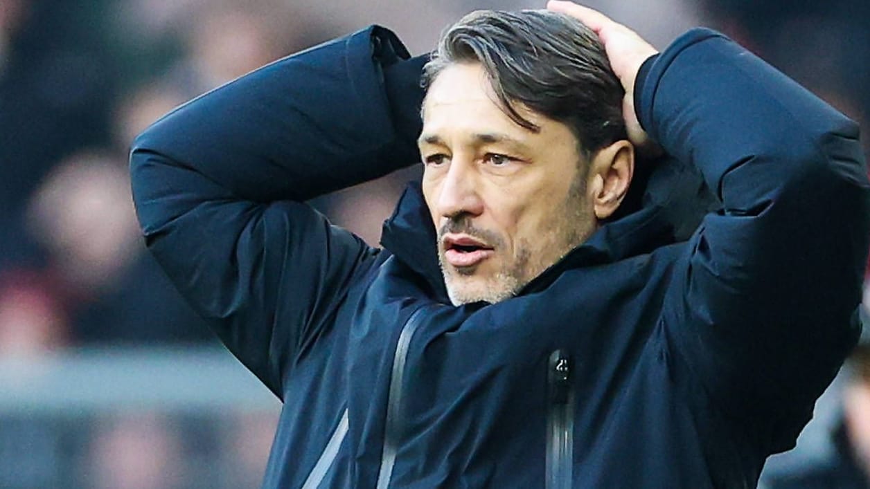 Helpless on the sidelines: BVB coach Niko Kovač in the game against VfB Stuttgart.