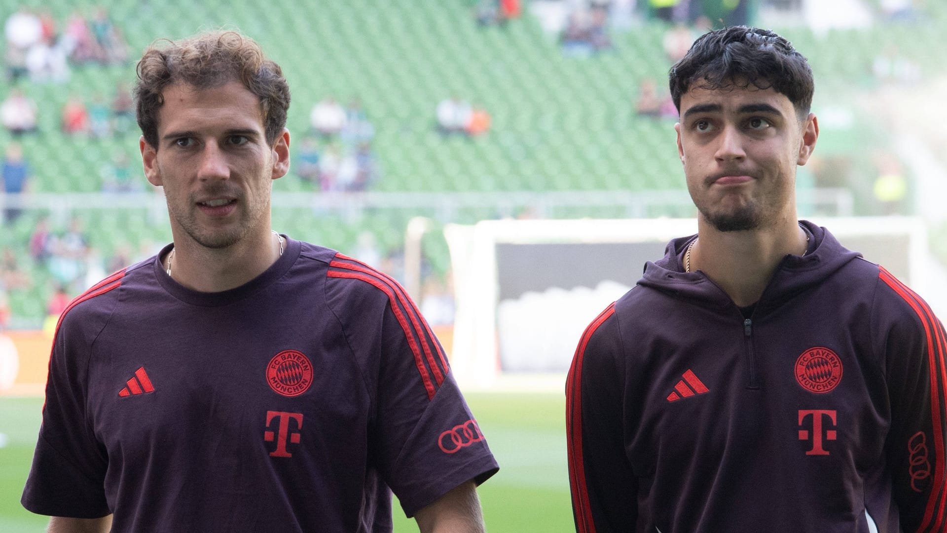 Leon Goretzka and Aleksandar Pavlović (right): Bavaria currently leads the table with eight points.