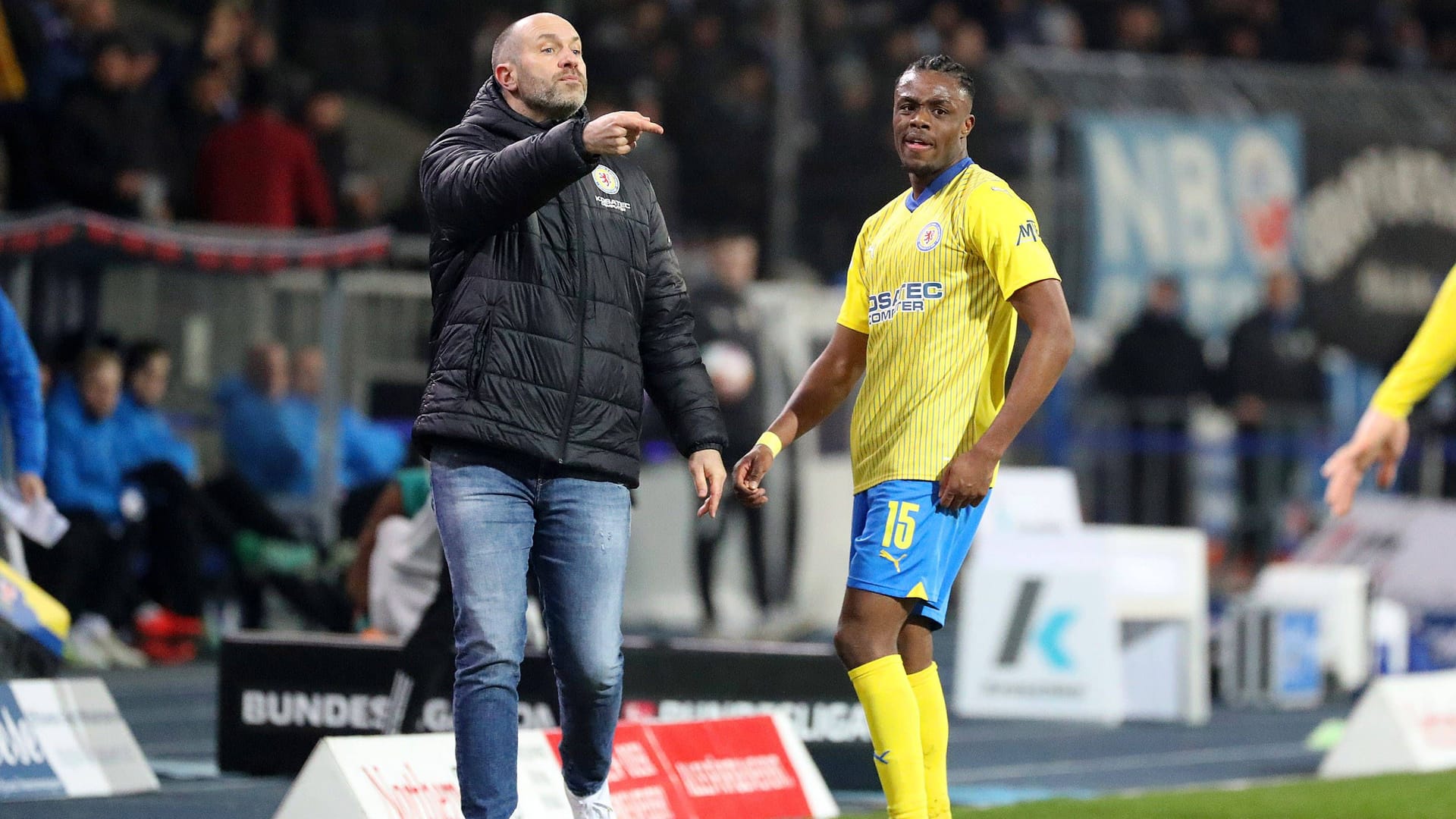 Head coach Daniel Schering (left) and Anderson Lucoqui: The left -back leaves Eintracht Braunschweig after a disappointing year.