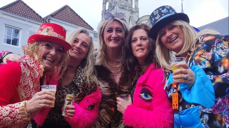 Marieke from Mijdrecht (Right) has been coming to Breda with her friends for fifteen years with her friends.
