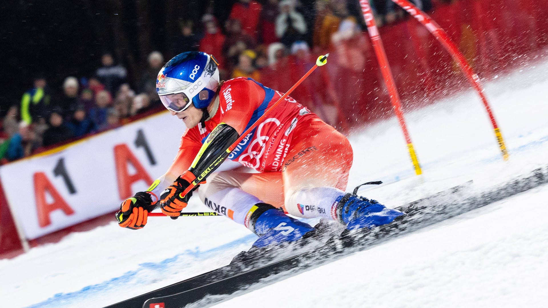 Marco Odermatt: He leads the overall World Cup.