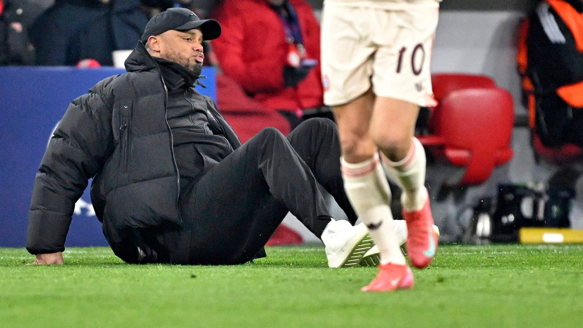Vincent Kompany: The Belgian was doomed to the wet lawn.