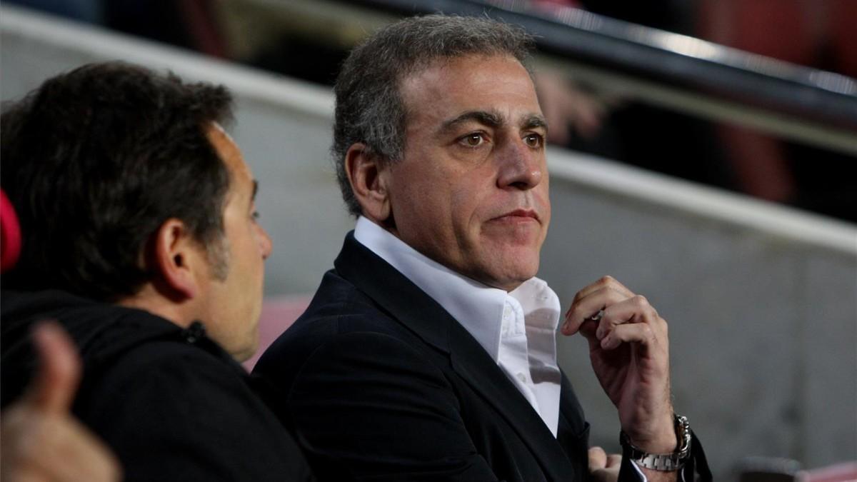 El agente André Cury en el Camp Nou