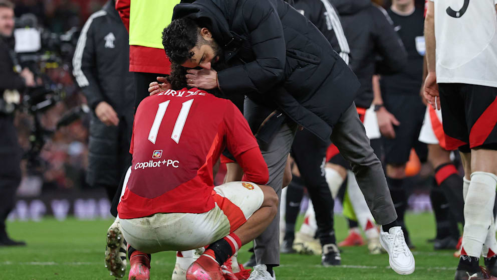 Zuspruch vom Trainer: Amorim lief direkt nach Spielende zu Zirkzee