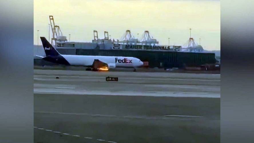 Fedex plane