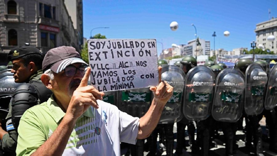 Retiree protest