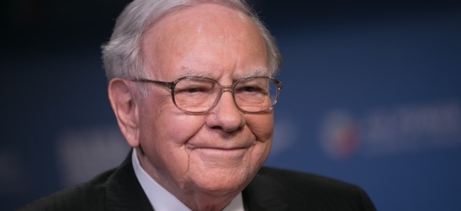 Waiting for the stock market crash? Why does Warren Buffett not invest for the time being