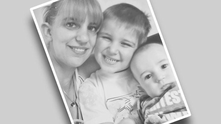 Daniëlle with her sons Yannick (center) and Jay-Jay (private photo)