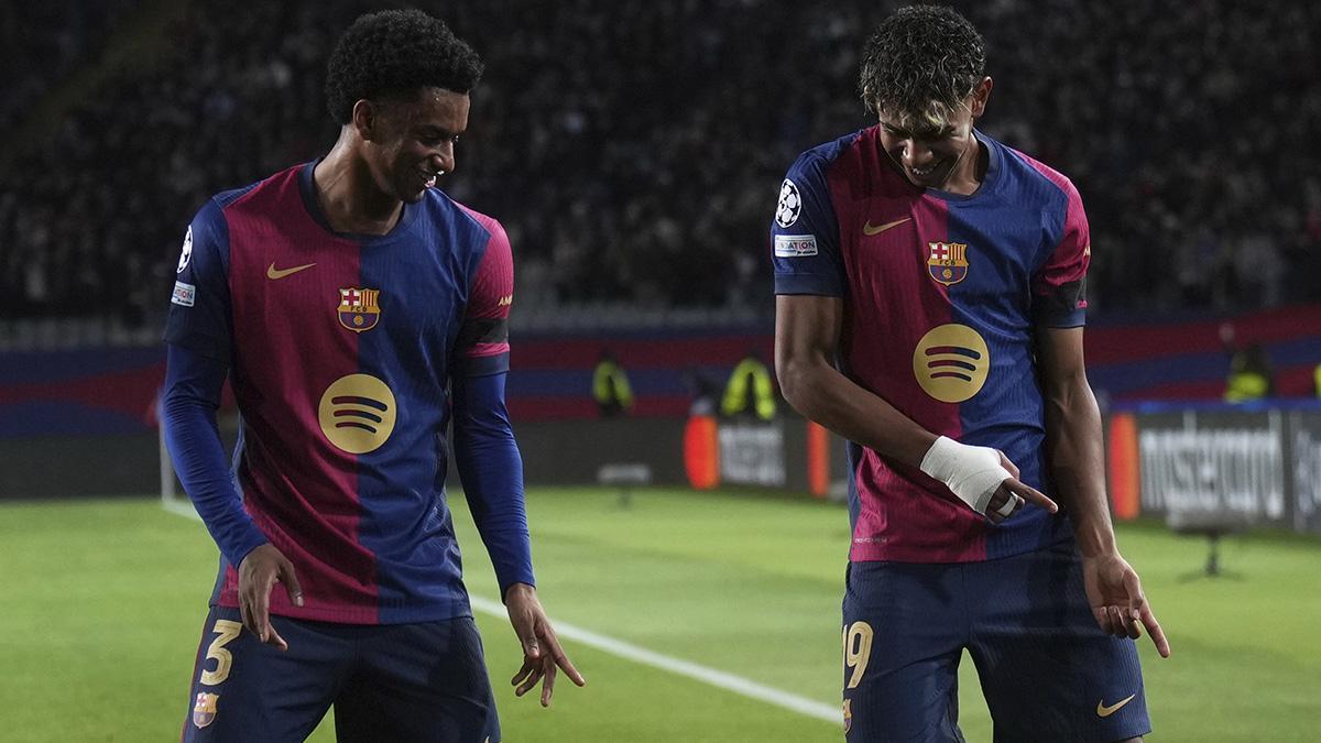 Lamine Yamal celebra su gol ante el Benfica bailando con Balde