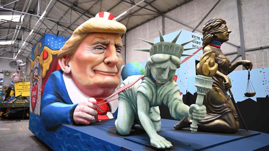 Trump Carnival Carnival Fut