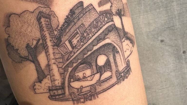 The backdrop of K3 had Mariano tattooed earlier (photo; Mariano Keerssemeeckers)