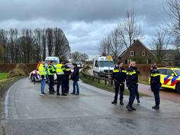 https://api.omroepbrabant.nl/img/f/$width$/$height$/0.35/0.52/bWVkaWEvcHJvZC80NjEyMzE5LmpwZz9zdj0yMDE5LTA3LTA3JnN0PTIwMjAtMDEtMDFUMDAlM0E wMCUzQTAwWiZzZT0yMDQwLTAxLTAxVDAwJTNBMDAlM0EwMFomc3I9YiZzcD1yJnNpZz1qc2o1WEtoOGMlMkZ6aG8xdnc2dDVhRTJ4Q0pRdGdvaWNyRnIlMkJwZmtwT2dndyUzRA==