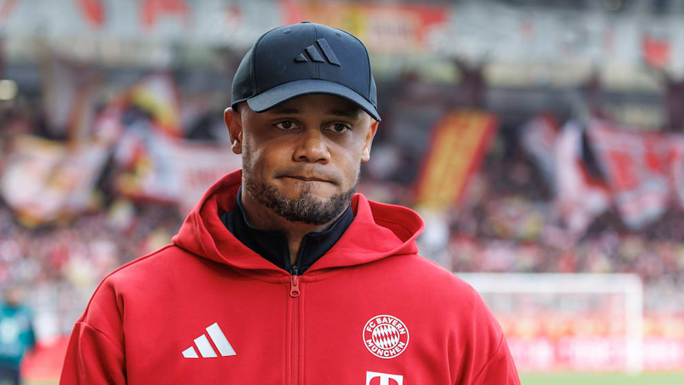 Die Verletzungen von Davies und Upamecano sind ganz bitter für Bayern-Trainer Vincent Kompany (38)