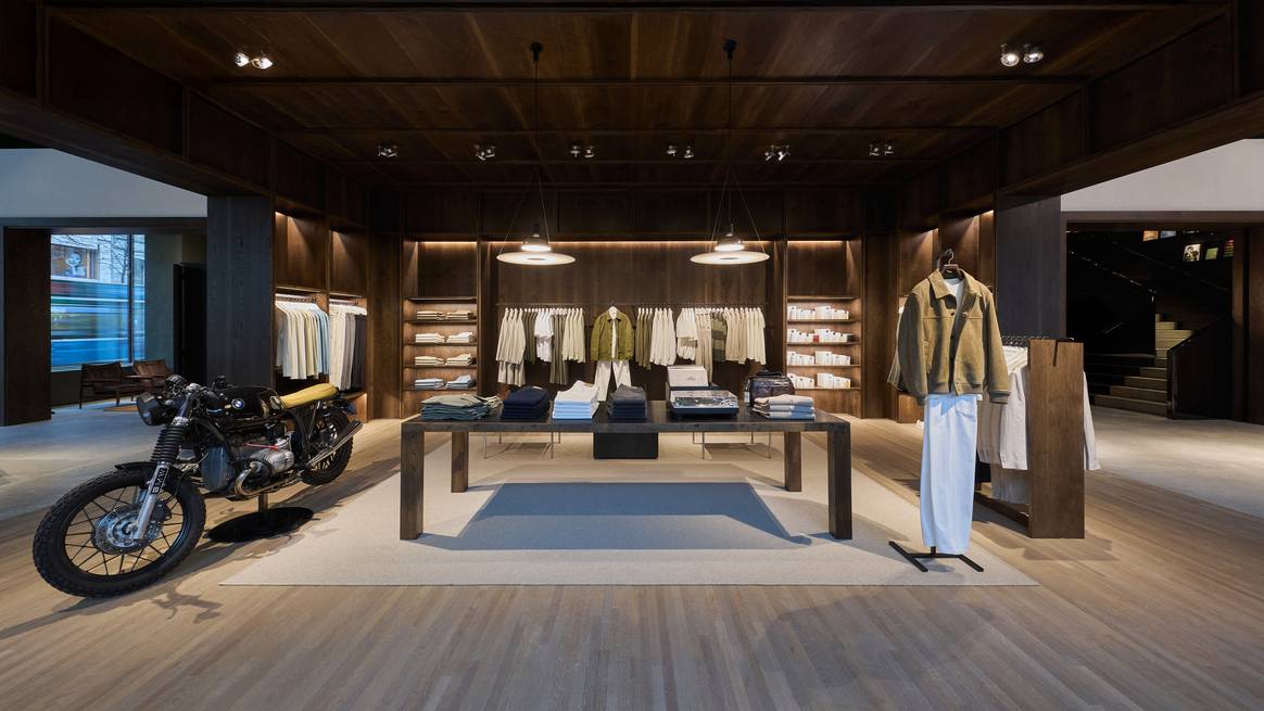 Zara Man in Zurich