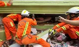 Rescue workers are looking for survivors of the heavy earthquake on Saturday that Myanmar met on Friday morning in the rubble of collapsed buildings in the city of Nypyitaw, 