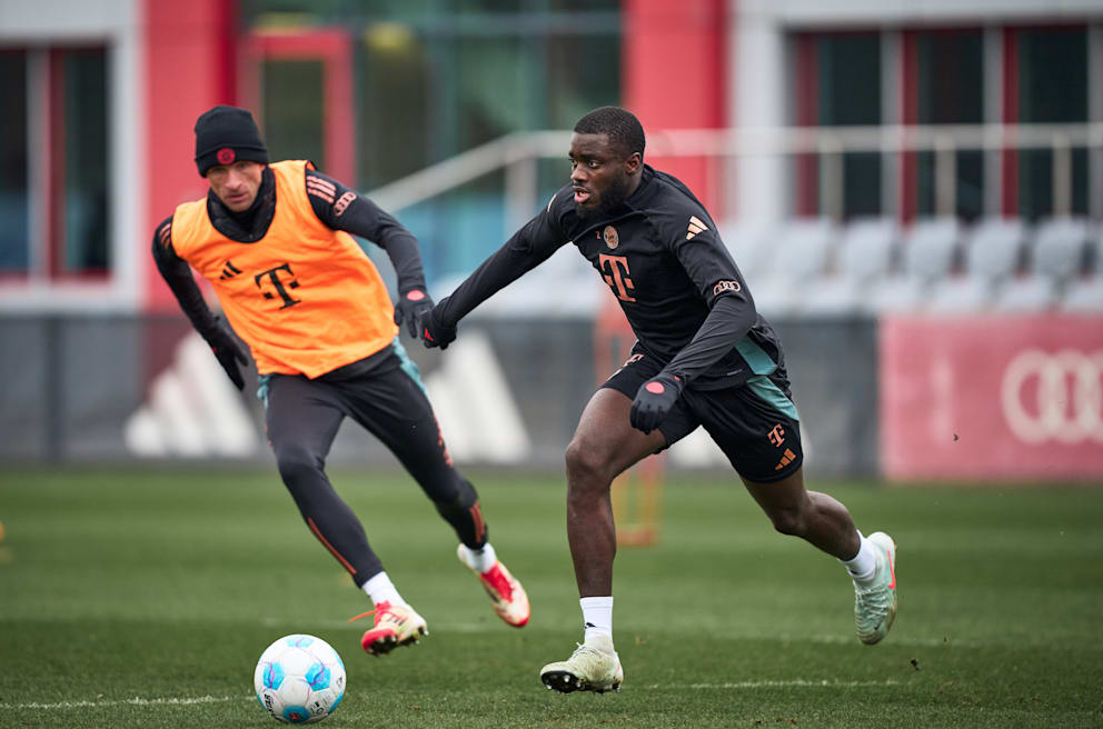 Dayot Upamecano (26)