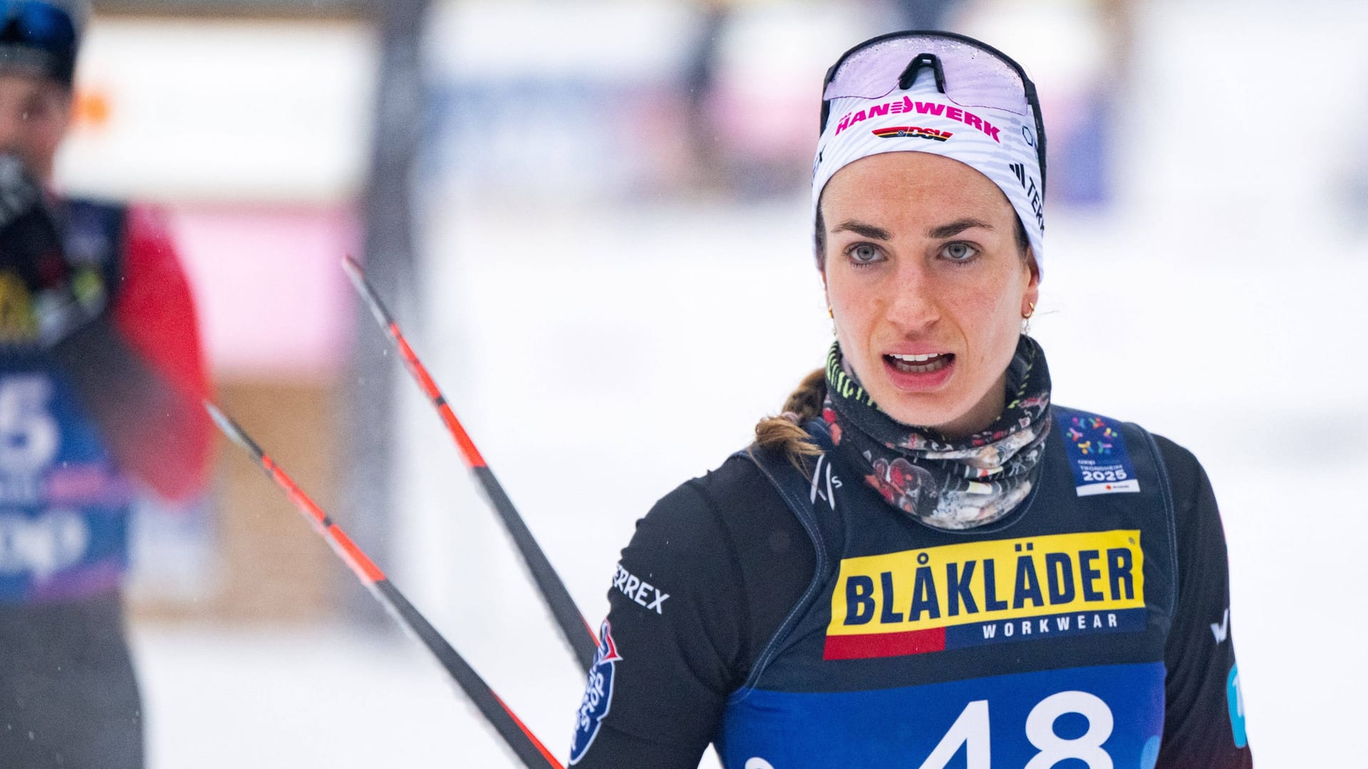 Pia Fink: She was the first runner for Germany.
