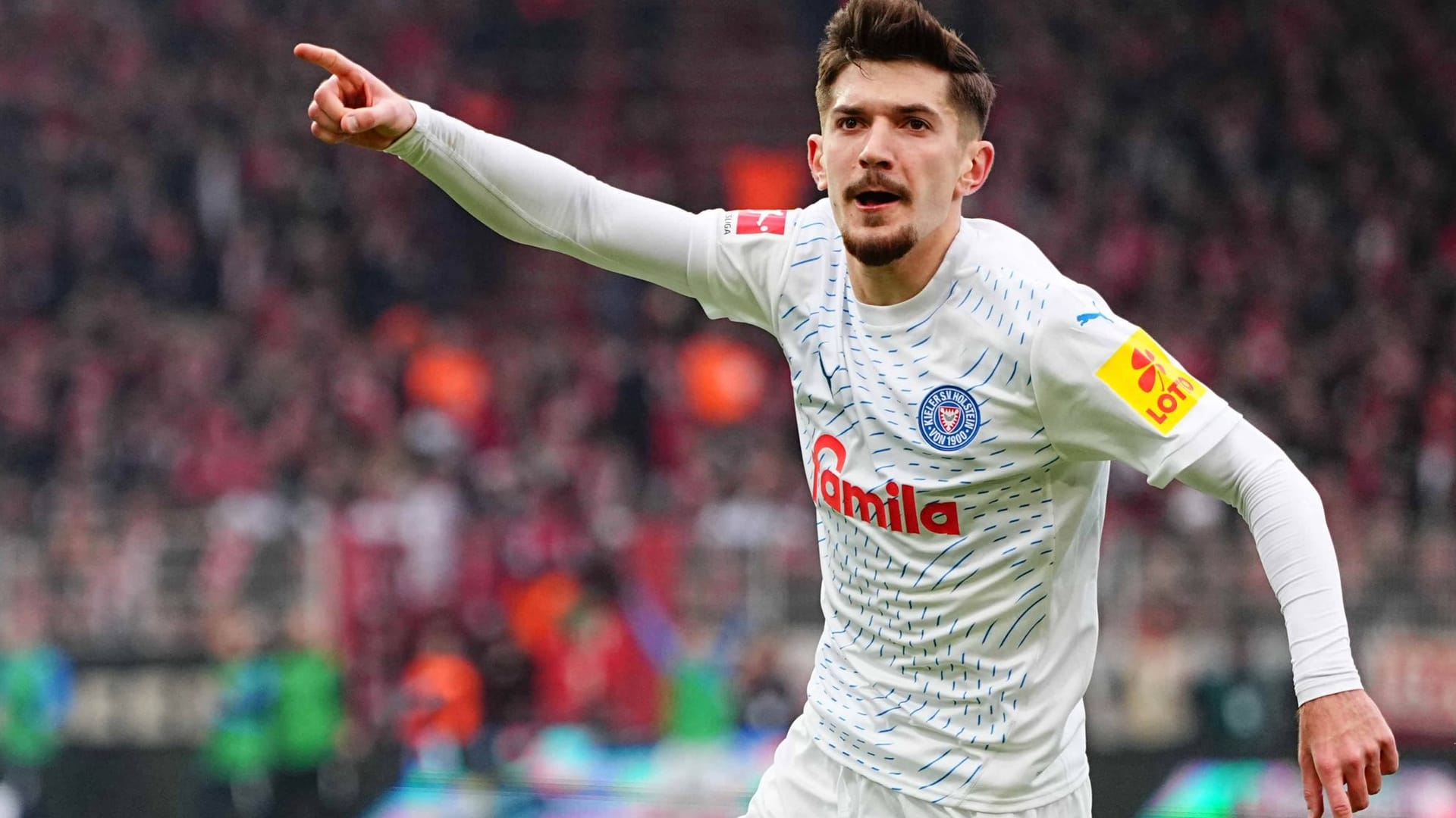 Armin Gigović: The midfielder shot the 1-0 of the guests from the north.