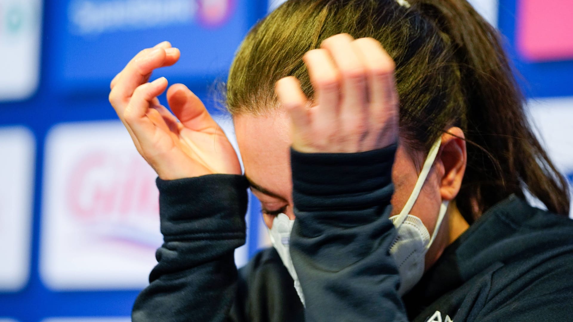Heidi Weng in tears: The press conference was surprisingly emotional for the Norwegian.