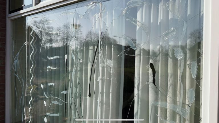 The window of the living room of Els through which a stone went through 14 days earlier (photo: Jan Peels)