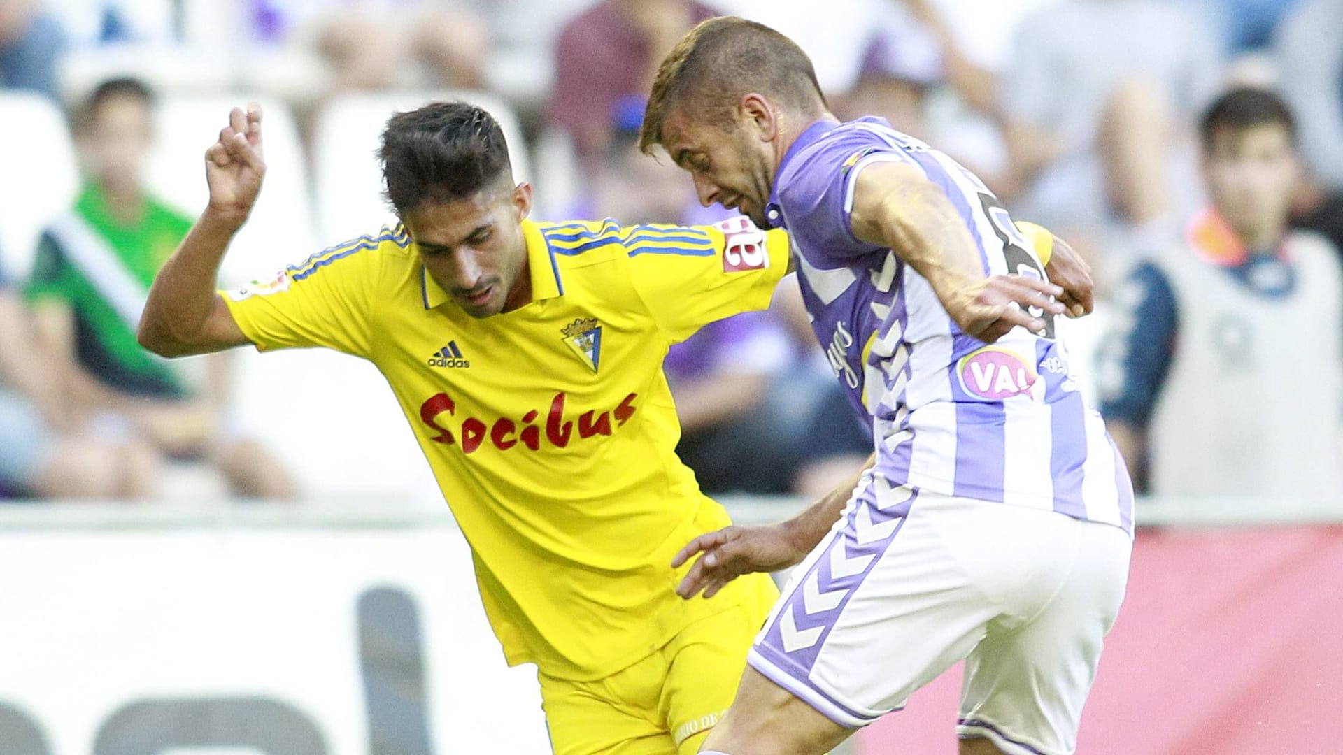 Nico Hidalgo (left): He played with several Spanish clubs.
