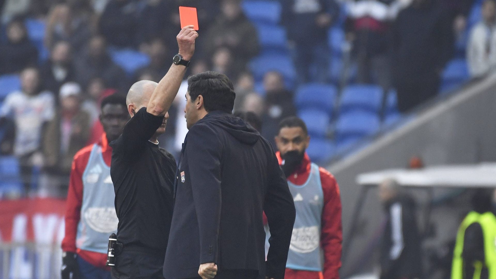 Paulo Fonseca (right): He has been a coach of Lyon since January.