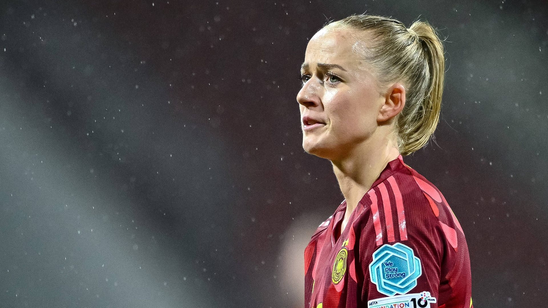 Lea Schüller: She is currently playing at Bayern. Lea Schüller: She is currently playing at Bayern.