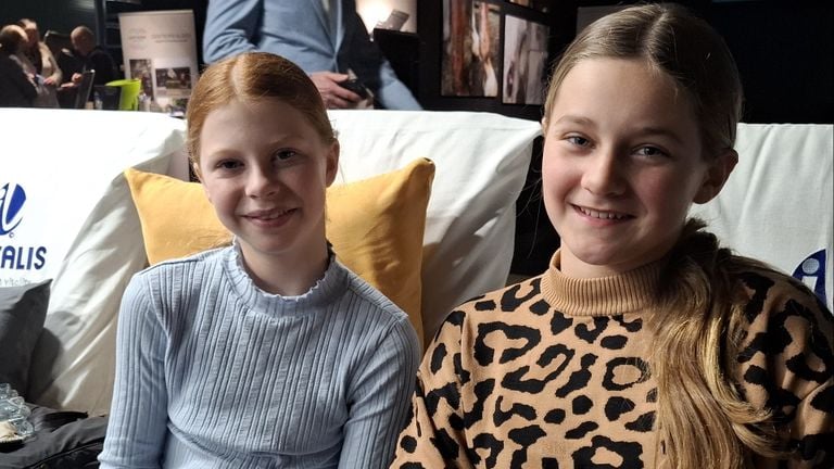 Elena Stevens and Nina van der Heijden. (Photo: Leon Voskamp)