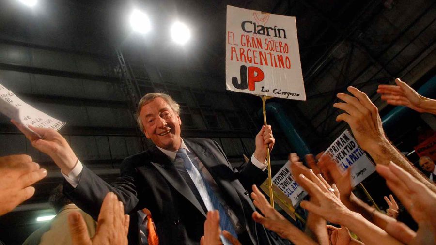 The VS Clarín Government