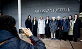 Trudy Scheele-Gertsen (third from the left) poses in The Hague at the Court of Appeal for the ruling: 
