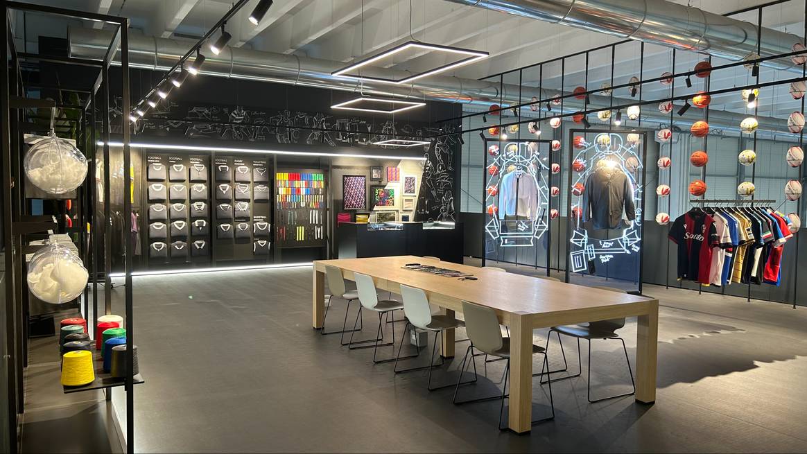 Macron Sports Hub