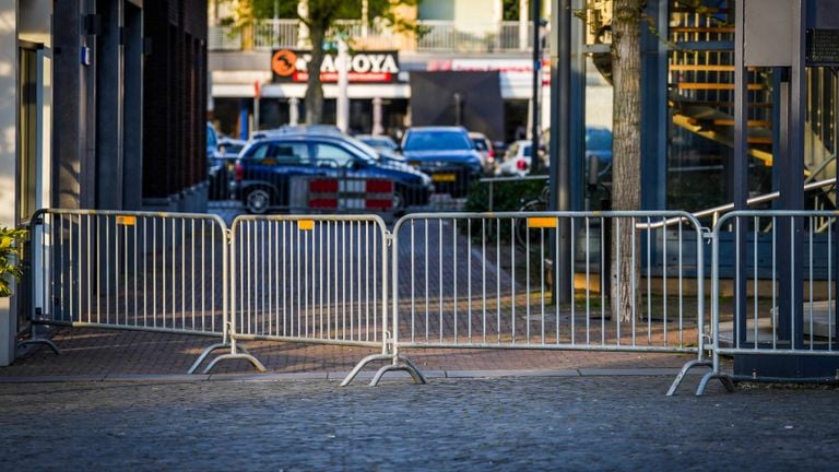 Many fences in Best (Heitink news agency).