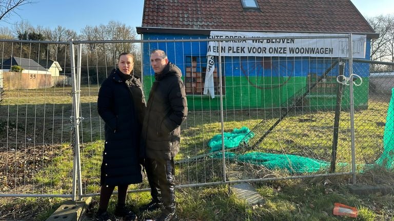 Leonie and Bart Hülters for the plot where Alwel wants to build (photo: Ronald Sträter).