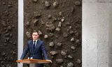 Minister Eelco Heinen (VVD) during a debate about the spring memorandum of 2024. The municipalities hope that extra money will be allocated for them in the spring memorandum this year.