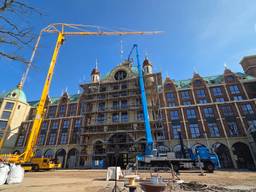 https://api.omroepbrabant.nl/img/f/$width$/$height$/0.5/0.36/bWVkaWEvcHJvZC80NjU1MjYxLmpwZz9zdj0yMDE5LTA3LTA3JnN0PTIwMjAtMDEtMDFUMDAlM 0EwMCUzQTAwWiZzZT0yMDQwLTAxLTAxVDAwJTNBMDAlM0EwMFomc3I9YiZzcD1yJnNpZz1IOEpEZnpXT0xsVlFmb0FCRHVhUXpsJTJGWGlTSENCWDBjN04xVWVHMzA1NUElM0Q=
