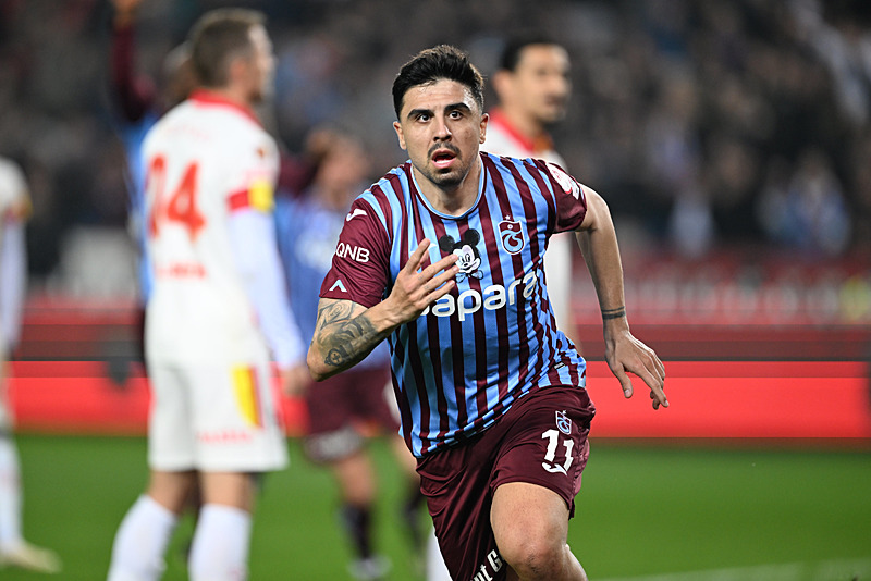 trabzonspor-alanyaspor-maci-izle-trabzonspor-corendon-alanyaspor-maci-ne-zaman-saat-kacta-ve-hangi-kanalda-1745733045518.jpeg