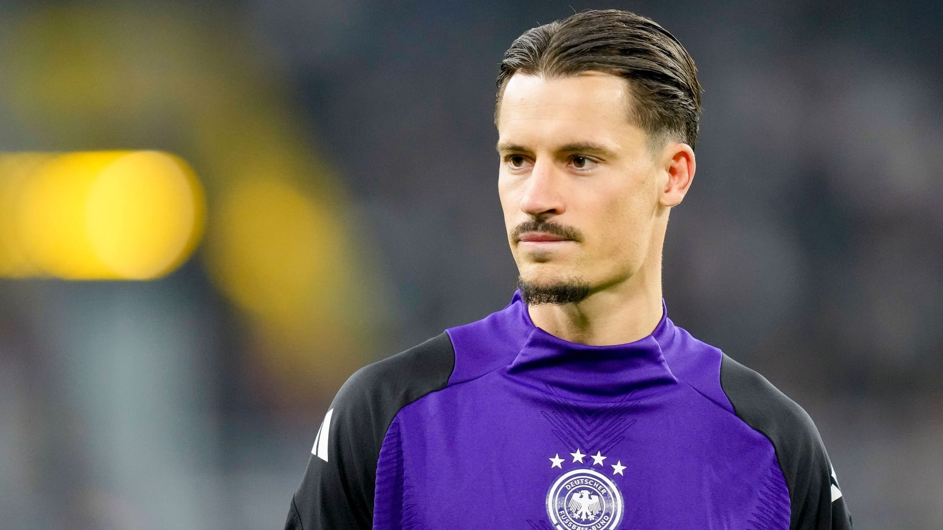 Robin Koch: The central defender is under contract with Eintracht Frankfurt.