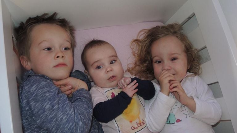 Floor with her brother and sister (private archive)