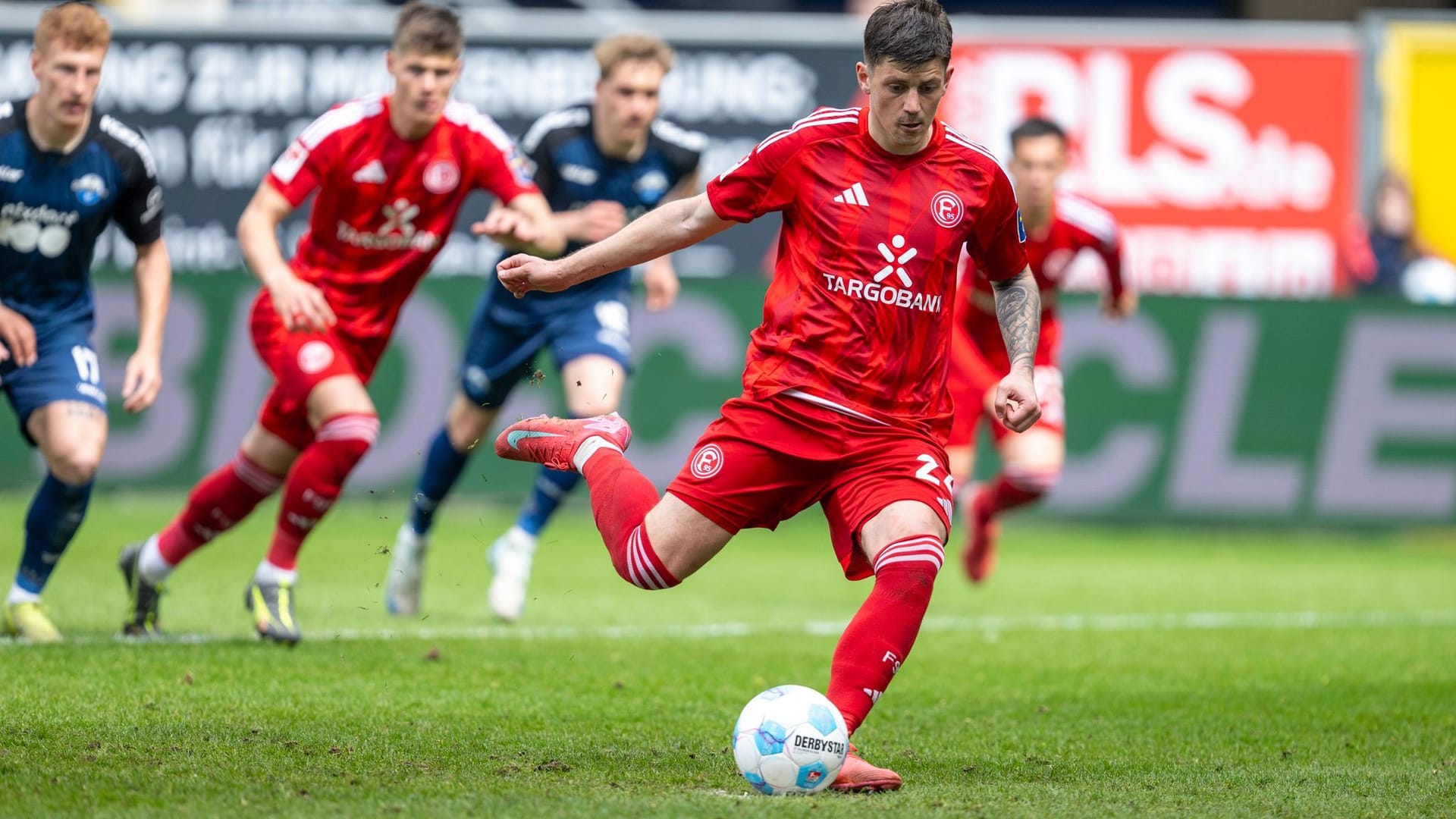 Dawid Kownacki: The striker was successful with a penalty. Dawid Kownacki: The striker was successful with a penalty.