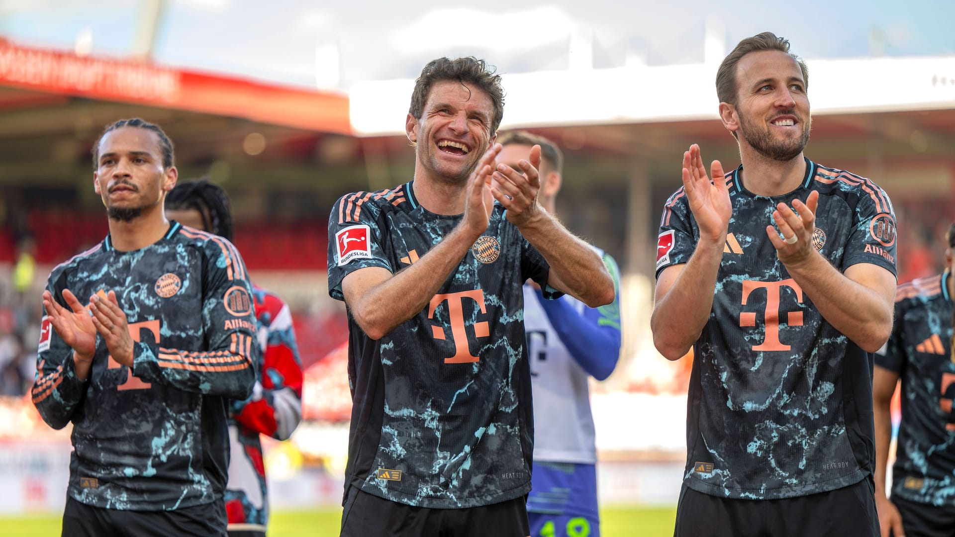 Leroy Sané, Thomas Müller and Harry Kane (right): You benefit from a mistake in the competition.