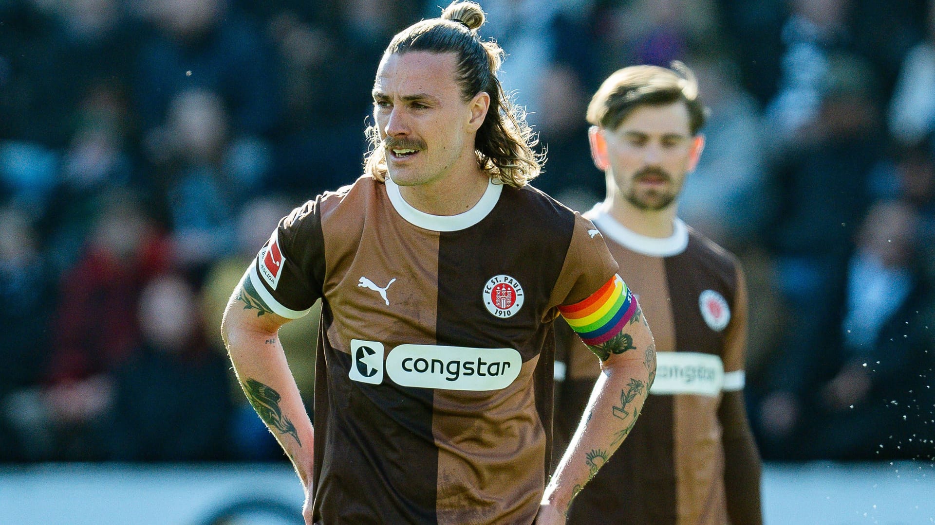 St. Pauli captain Jackson Irvine (left): The 32-year-old Australian for the time being lacks the association in the relegation battle.