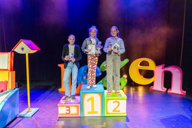 Winners Lein, Manou and Lynn (photo: Cubiss).