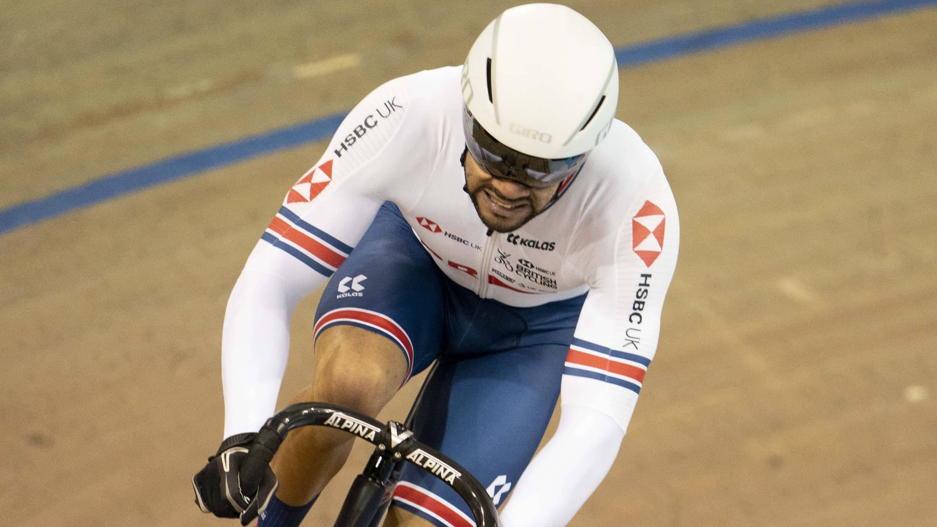 Sam Ruddock in a competition in 2020. Now the athlete has disappeared. Sam Ruddock in a competition in 2020. Now the athlete has disappeared.
