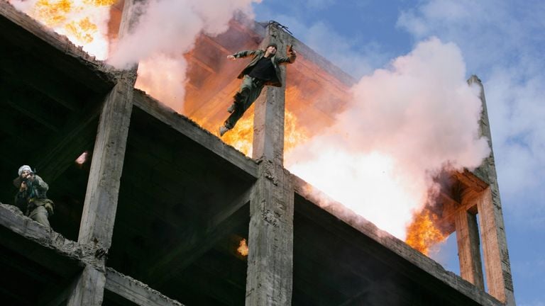 Marco Maas from Roosendaal in one of his stunts (photo: stunt base).
