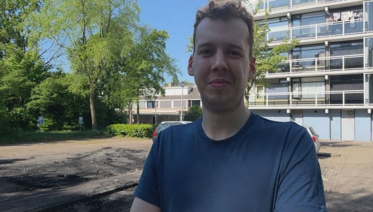 Timon Scheuneman in the parking lot (photo: Raymond Merckx).