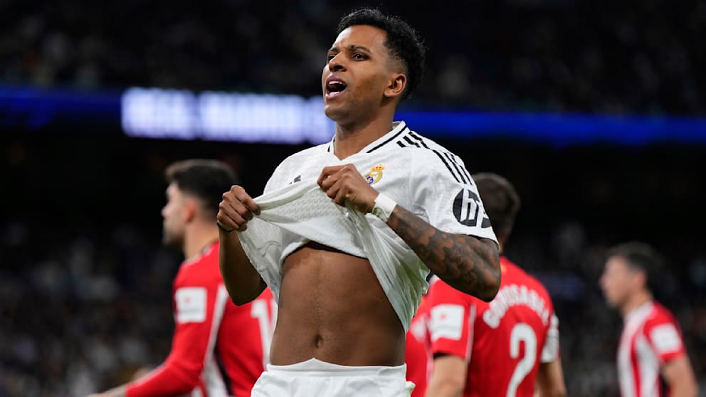 Rodrygo (24) ist mit seiner neuen Rolle bei Real unzufrieden, berichten mehrere Medien. Es soll so schlimm sein, dass er seinen Abgang vorantreiben soll