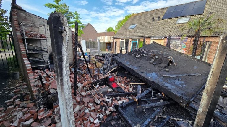 The mess in the gardens is huge (photo: Noël van Hooft).