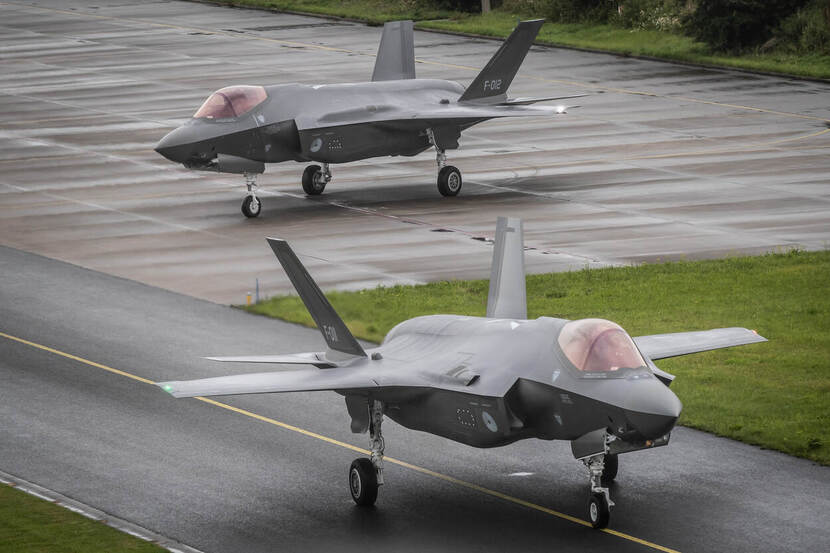 Fight planes on runway